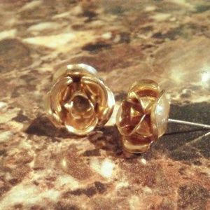 Kids Gold rose earrings